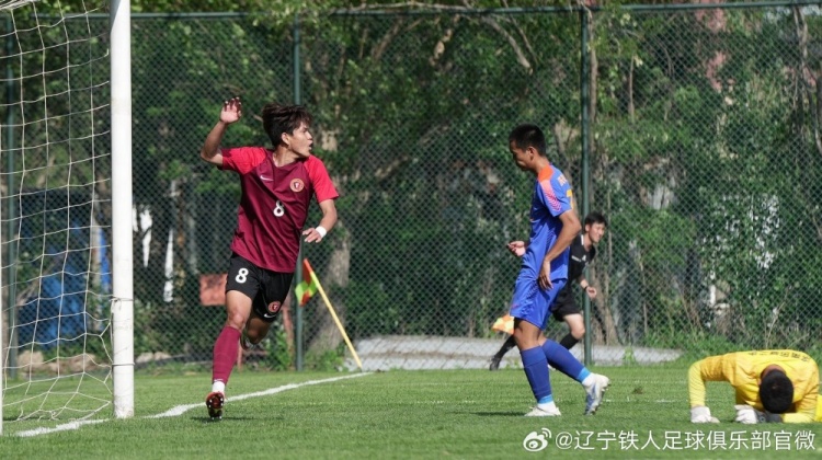 U17区域联赛辽宁铁人遭逆转 2-3负济南历城二中 U17区域联赛辽宁铁人遭逆转 2-3负济南历城二中